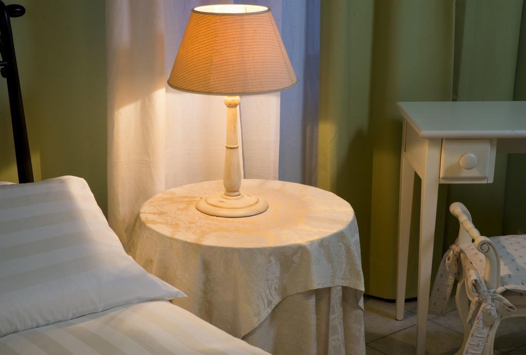B&B Maison Biagetti Santarcangelo di Romagna Quarto foto
